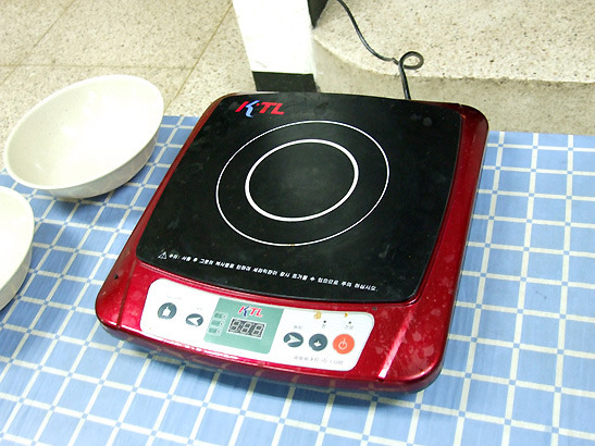 군인들 군대에서 라면끓어먹기 | 인스티즈