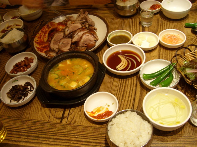 가마솥족발 이미지