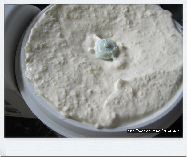 200927394F38C01F20F2D4