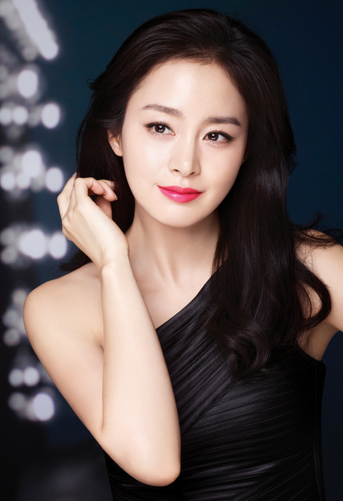 연기만 잘하면 완벽한 사기캐될거 같은 여배우 | 인스티즈