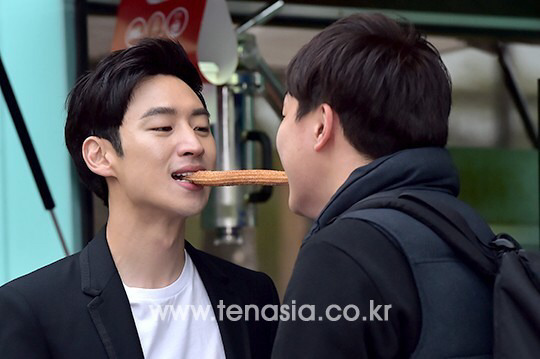 락싸님들 이제훈이 이게임 하자고하면 한다 vs 안한다 (훌륭한드립 기대함) | 인스티즈