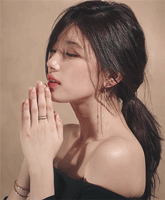 눈빛 쩌는 수지.gif | 인스티즈