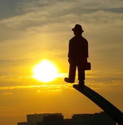 2151873F56A8DDE23834A9