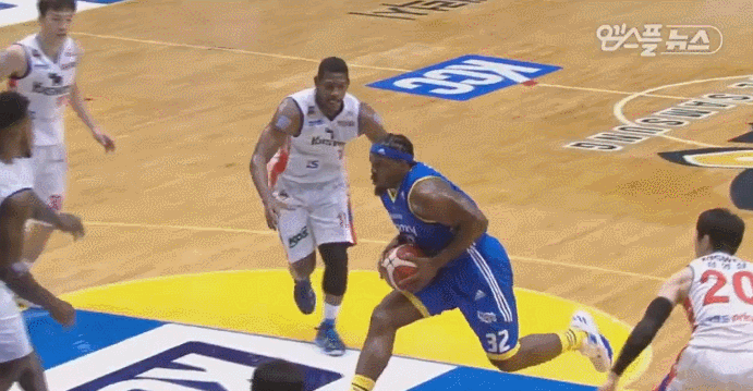 [KBL] 서울삼성 마이클 크레익의 토마호크 덩크.gif | 인스티즈