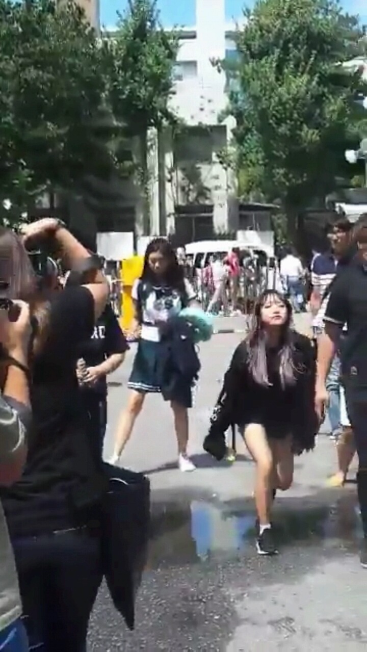 [ioi] 키가 작아서 슬픈 아이오아이 쪼꼬미 최유정 ㅠㅠ | 인스티즈