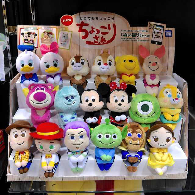 조신하게 앉아있는 인형들 | 인스티즈