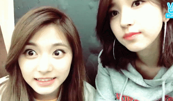 뽀뽀하고 도망가는 펭권 미나리 집아라!!! | 인스티즈