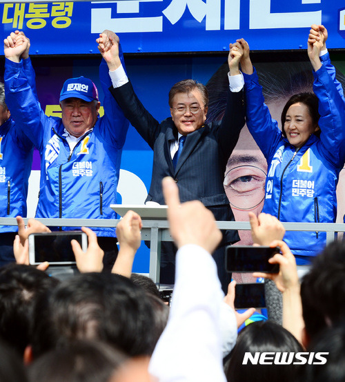 오늘 제주시 동문시장 찾은 문재인.jpg | 인스티즈