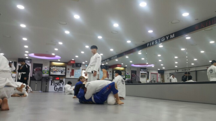 퍼스트짐 이미지