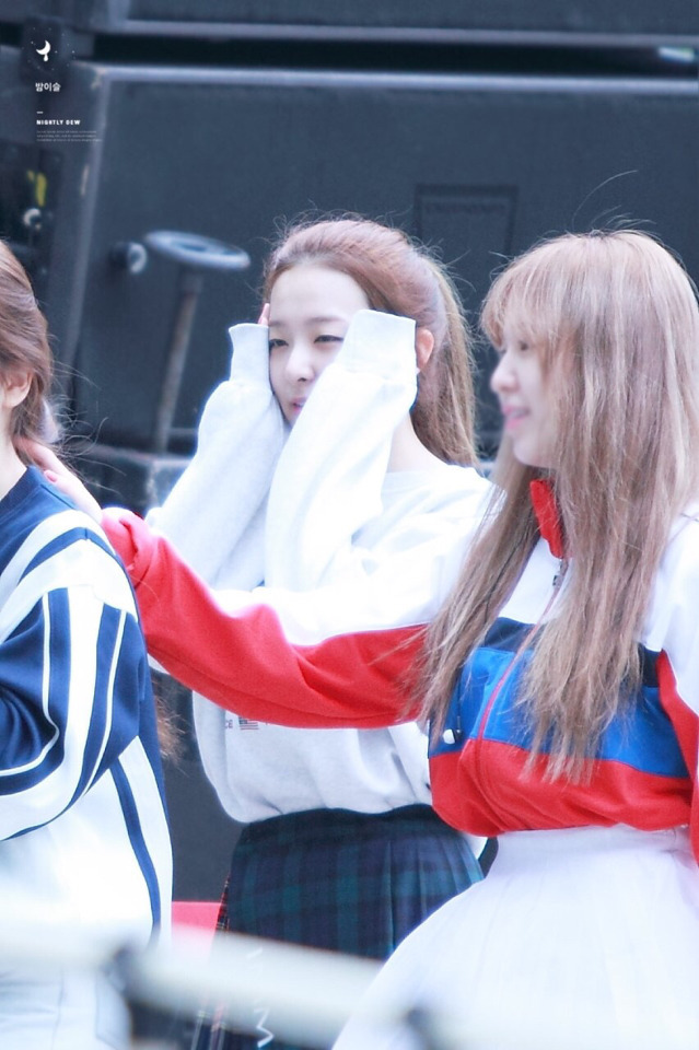 슬기어린이 산책 나오니까 조아여? | 인스티즈