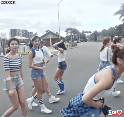 역시 사나 이쁘구나 하... | 인스티즈