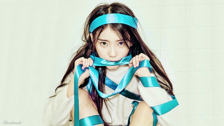 아이유 4번째 미니앨범 체셔 폰+컴퓨터 배경화면.jpg | 인스티즈