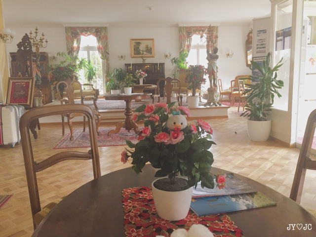 남자친구가 사준 인형과 여행다녀온 여자친구 | 인스티즈