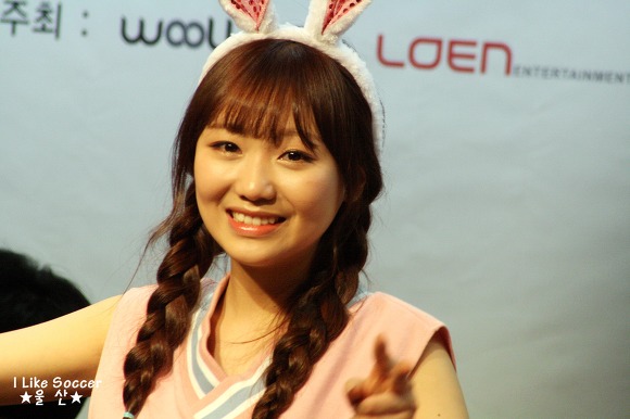 160529 러블리즈 부산 사인회 표정부자 빵떡이 직찍.jpg | 인스티즈