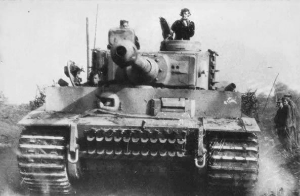 T-34 스토리 - 1부 : 붉은 군대의 수호신! | 인스티즈
