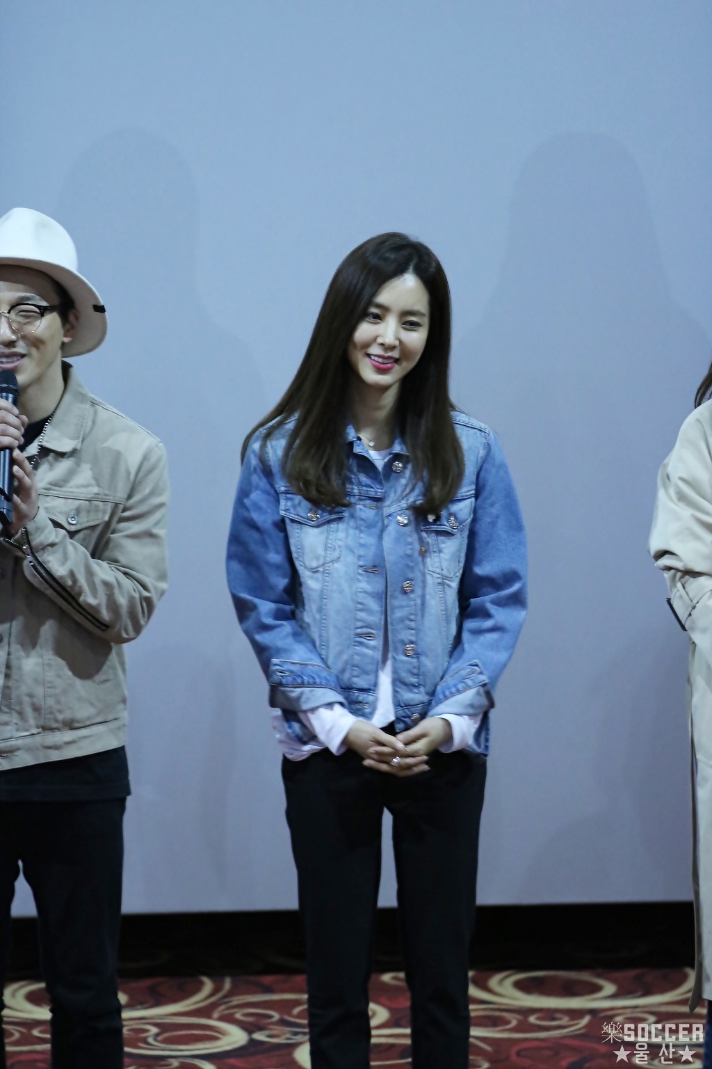 170319 비정규직 특수요원 울산 무대인사 한채아&강예원.jpg | 인스티즈
