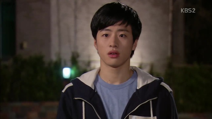 어렸을때부터 허물없이 지낸 소꿉친구가 있는 사람이랑 사귄다는것.jpg | 인스티즈