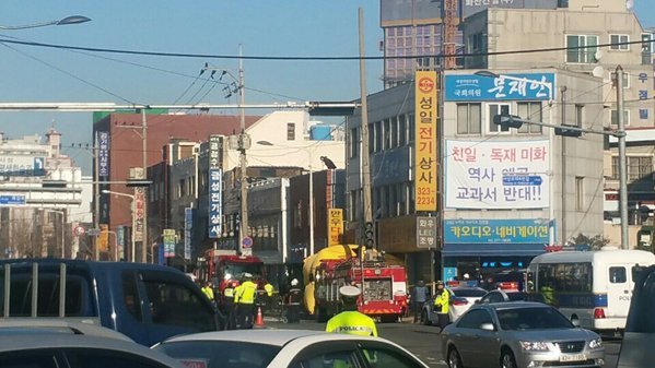 문재인 사무실 앞 상황.jpg | 인스티즈