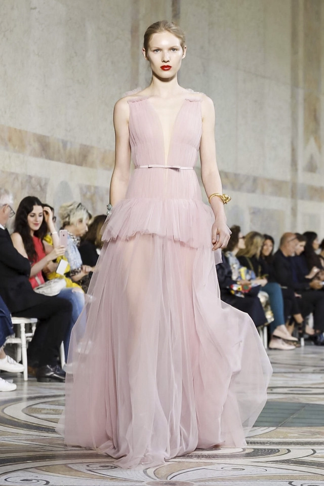 2018 S/S Giambattista Valli 오뜨꾸뛰르 컬렉션 | 인스티즈