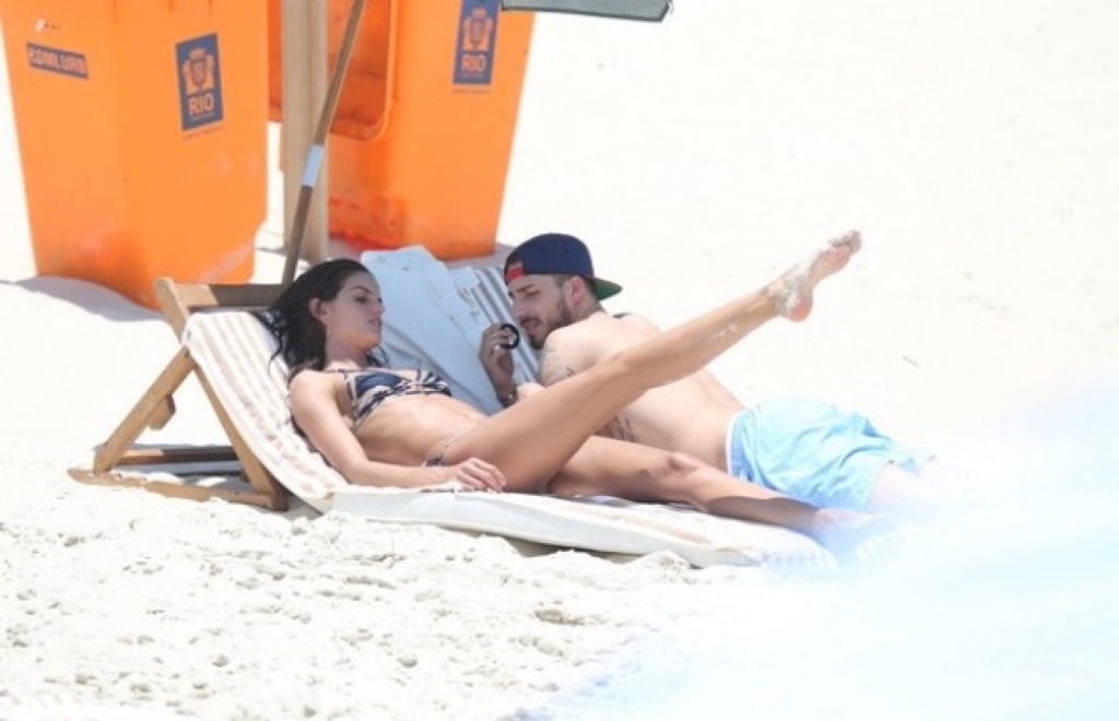 [이자벨굴라르외] 7살 연하 독일 출신 골기퍼 남친과 데이트하는 사진들 | 인스티즈