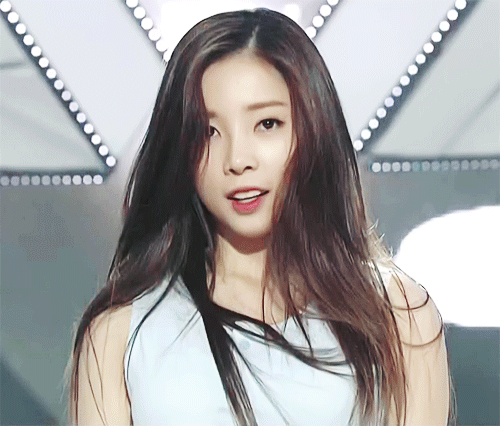 윤채경 | 인스티즈
