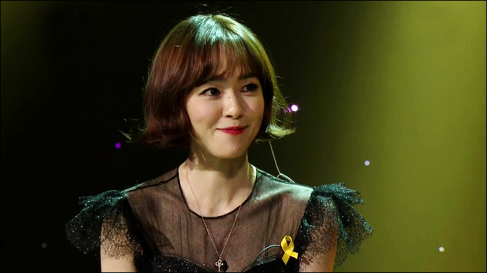 ??? : 윤아 언니 잘지냈어? | 인스티즈
