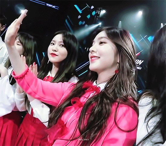 카메라 각도따위 씹어먹는 아이린.gif | 인스티즈