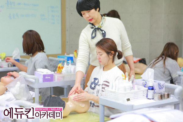 에듀킨미용학원 이미지