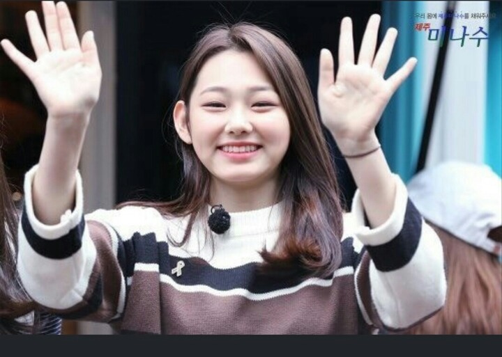 역대급 가장 커여운 아이돌 | 인스티즈