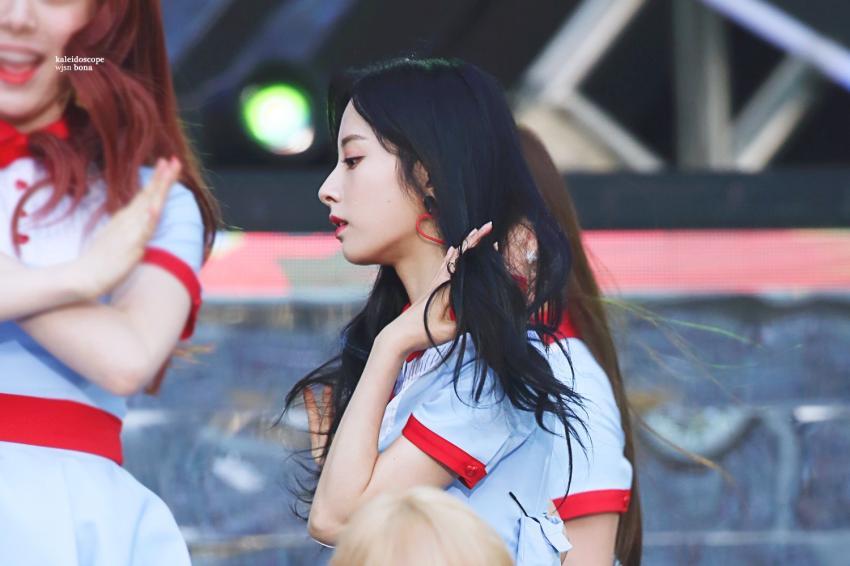 4세대 아이돌 비쥬얼 신흥강자.jpg | 인스티즈