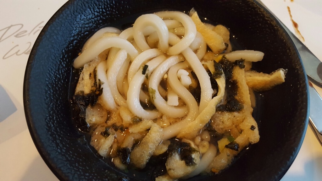 뷔페가서 혼자 먹은 음식 | 인스티즈