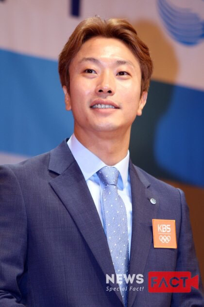 현실 데드풀 괴짜검객의 깡패펜싱.gif | 인스티즈