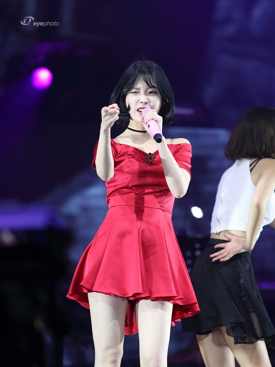 홍콩콘 아이유.jpg | 인스티즈
