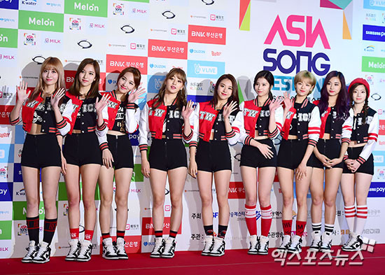 트와이스) 오늘 부산 아송페 포토월 참석모습 | 인스티즈