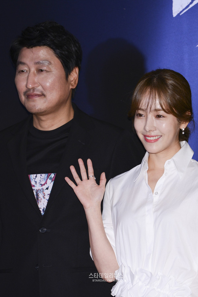 오늘자 밀정 VIP 시사회 | 인스티즈