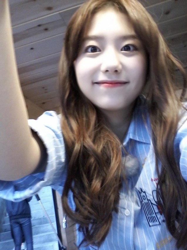 아이오아이 김소혜가 가지고 있는 분위기 | 인스티즈