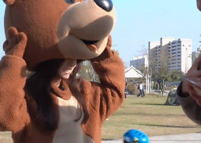 인형탈속에서 이쁜여자가 나왔을때 남자들의 반응 | 인스티즈