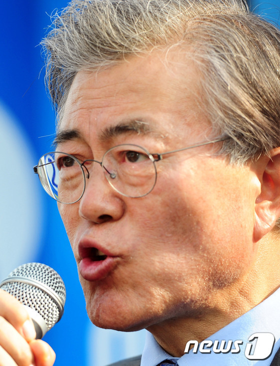 [문재인] 오늘은 전주 지원 유세하러 방문하신 문재인 전 대표.jpg | 인스티즈