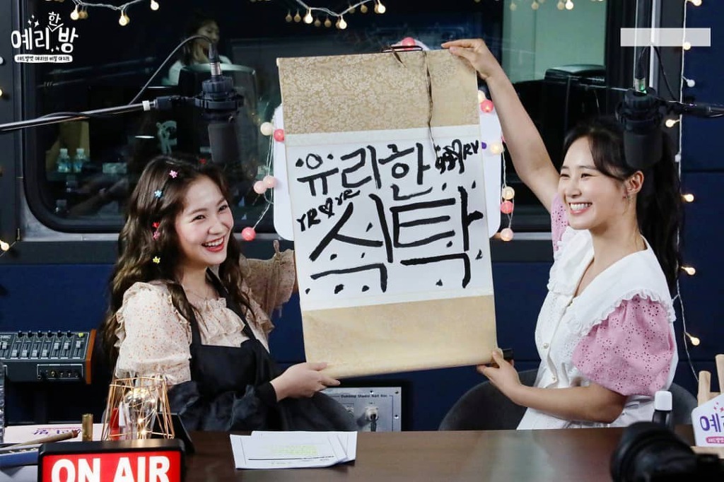 990DC4355EF9FC890243B2