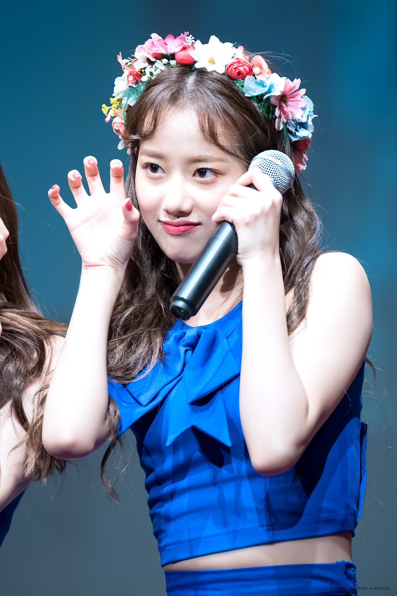 화관쓴 에이프릴 나은이.jpg | 인스티즈