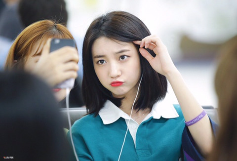 [오마이걸] 위쳐3를 하다가 프리실라의 노래가 감미로워서 비니 | 인스티즈