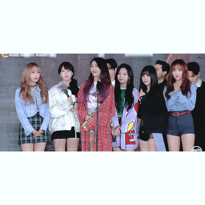 아이스버킷 참여하면 좋겠어서 여자친구.jpg.gif.미모 실화?! | 인스티즈