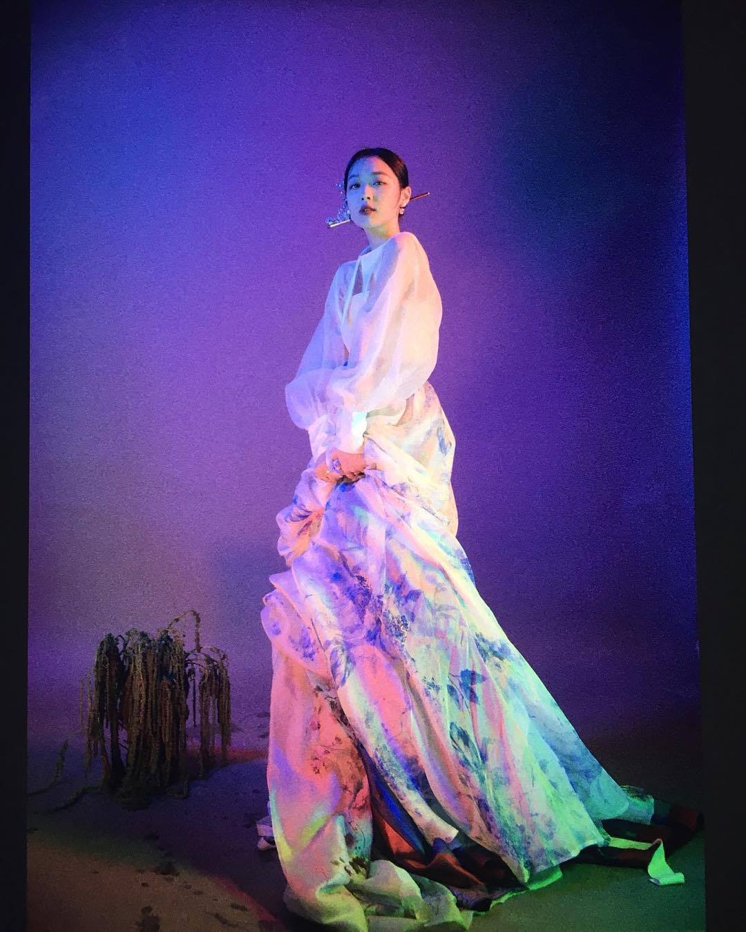 한복입은 오늘자 설리 인스타그램.jpg | 인스티즈