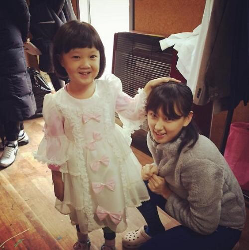 [응답하라1988] 예비 시누이 진주 동심 박살내는 보라.jpgif | 인스티즈