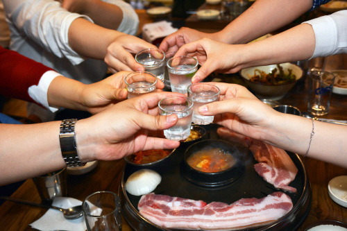 본인이 가장 적당하다고 생각하는 직장 회식 횟수는? | 인스티즈