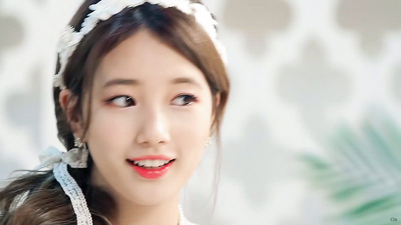 수지 21살 시절 .GIF | 인스티즈
