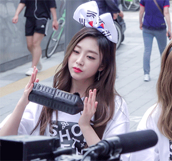 180619 잠실 롯데월드몰 러블리즈 서지수.gif | 인스티즈