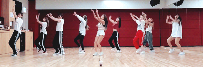쾌감이 느껴지는 트와이스 DTNA 딱딱 맞는 칼군무.gif | 인스티즈