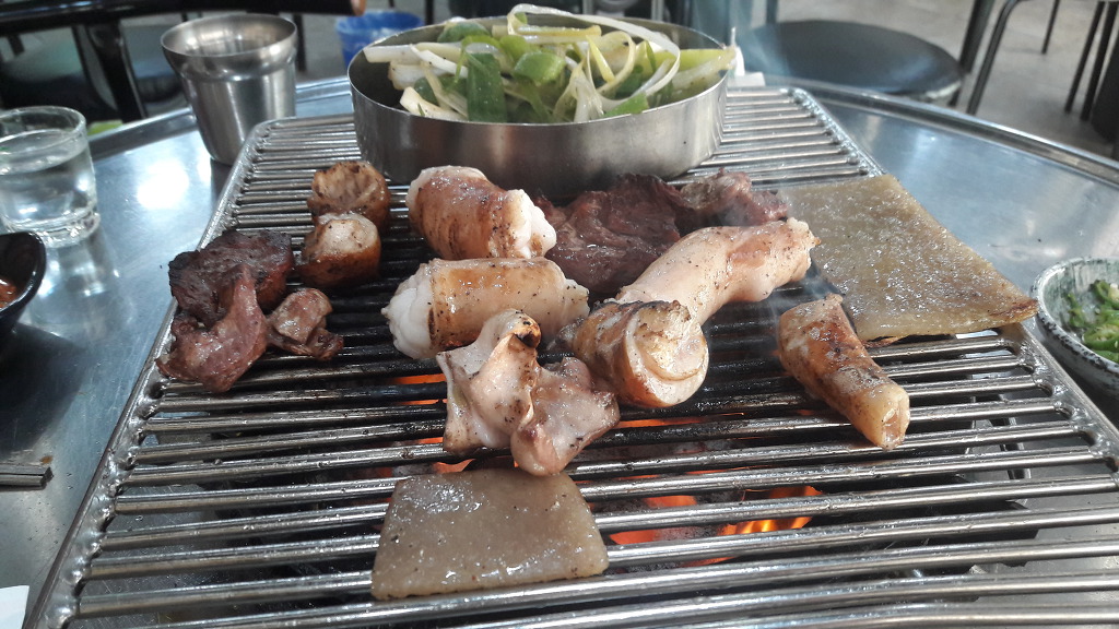 돼지부속구이 이미지