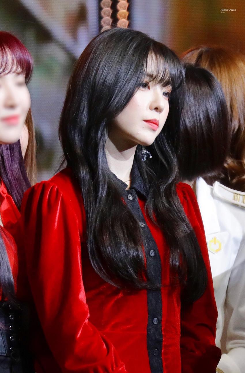 매년 연말 시상식에서 미모 폭발하는 아이린.jpgif | 인스티즈